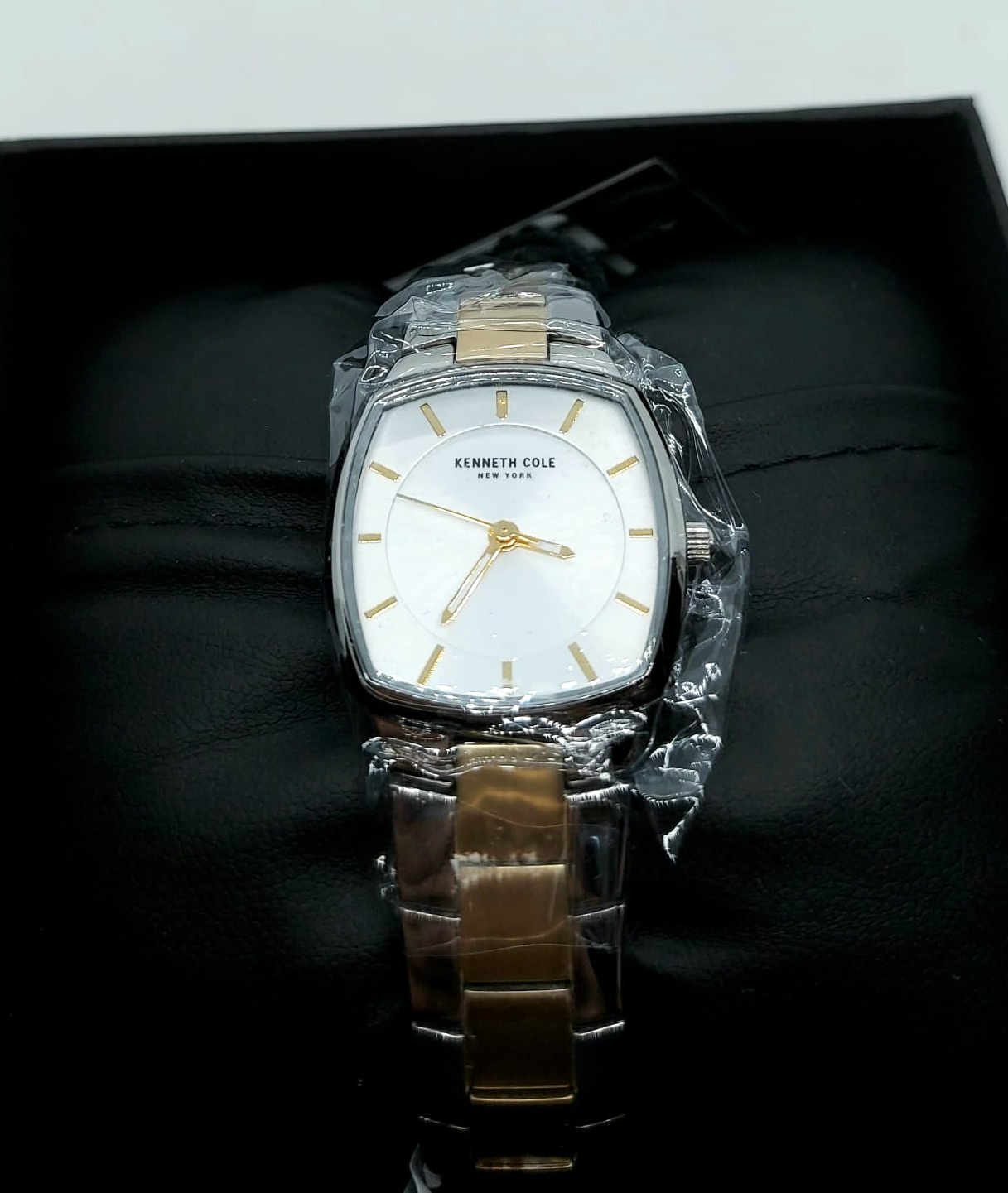 Kenneth Cole